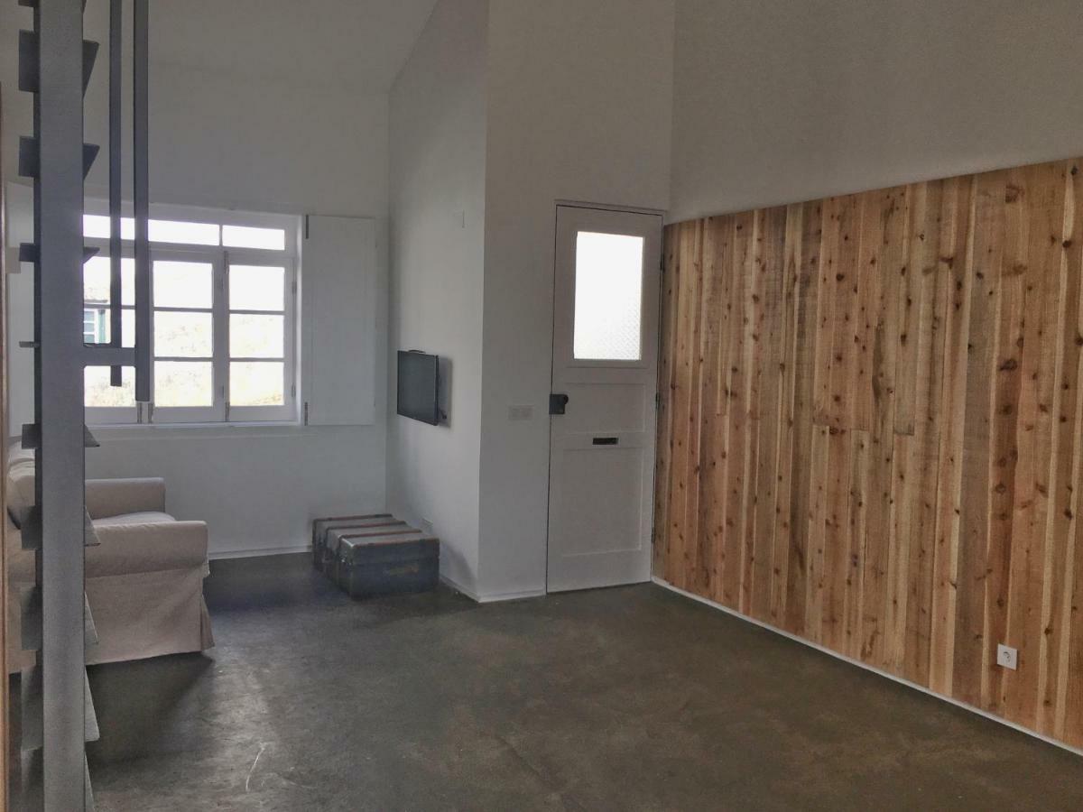 Casa Do Pisao - Cosy And Modern Two-Bedroom Townhouse Angra do Heroismo Luaran gambar