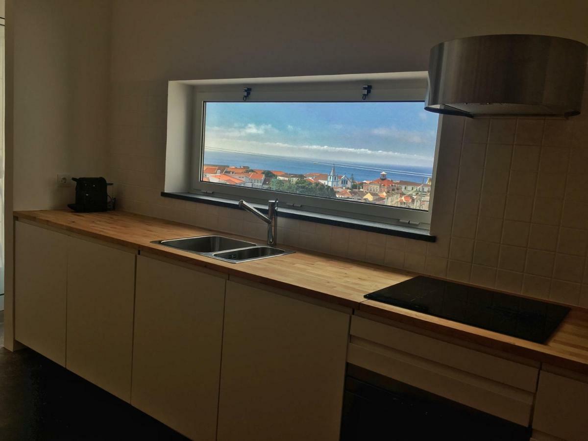 Casa Do Pisao - Cosy And Modern Two-Bedroom Townhouse Angra do Heroismo Luaran gambar